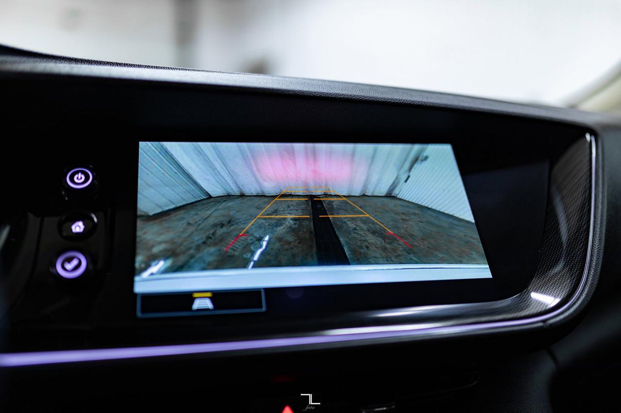 2022 Buick Envision AWD Essence Leather Roof BCam Red Deer AB