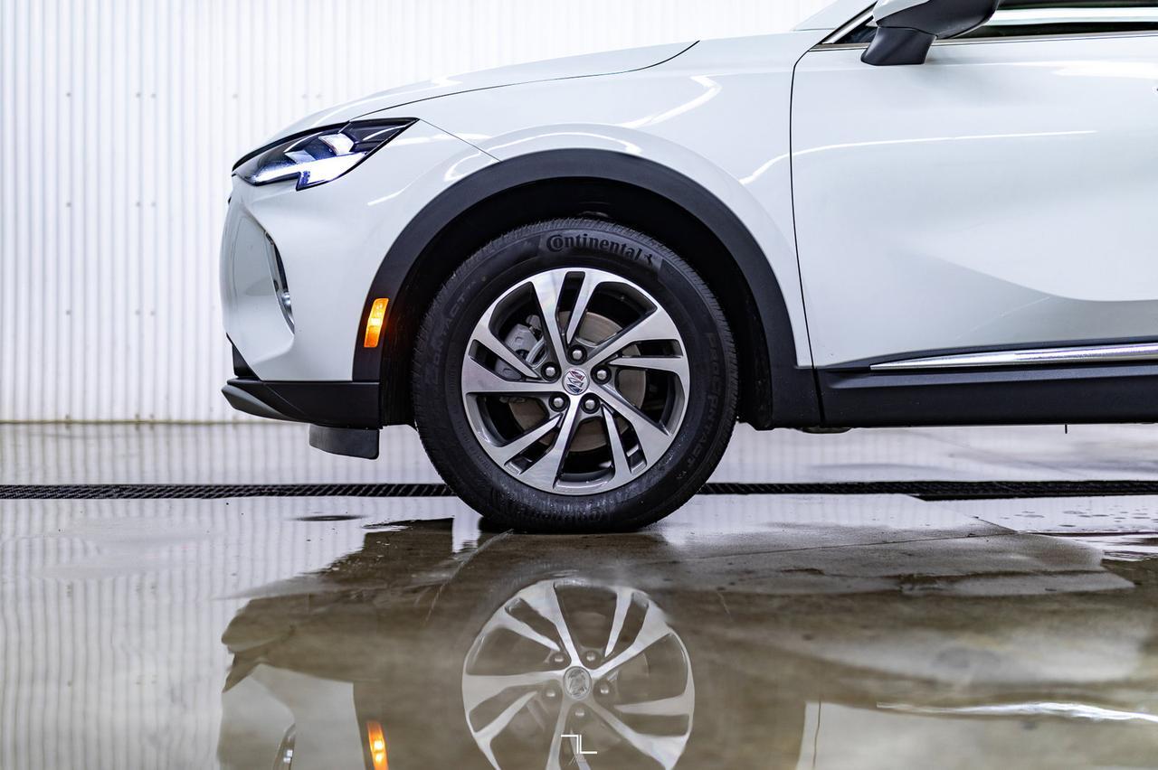 2022 Buick Envision AWD Essence Leather Roof BCam Red Deer AB