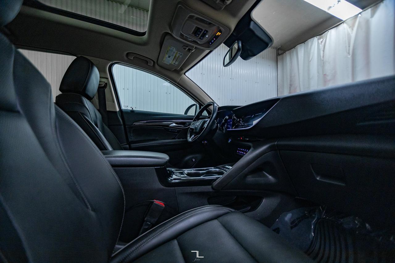 2022 Buick Envision AWD Essence Leather Roof BCam Red Deer AB