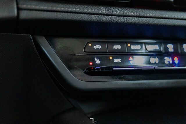 2022 Buick Envision AWD Essence Leather Roof BCam Red Deer AB