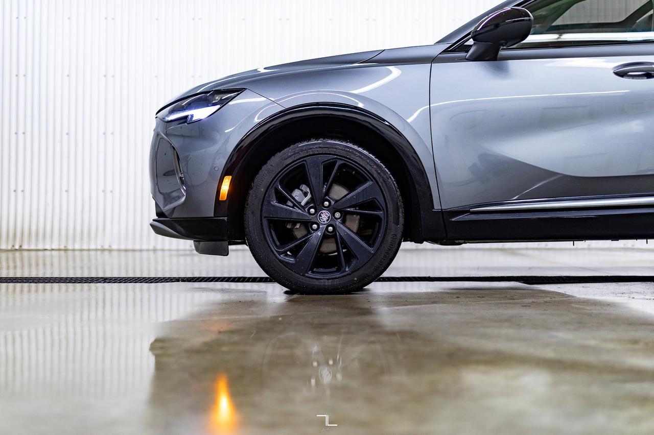 2022 Buick Envision AWD ST Essence Leather Roof Nav BCam Red Deer AB