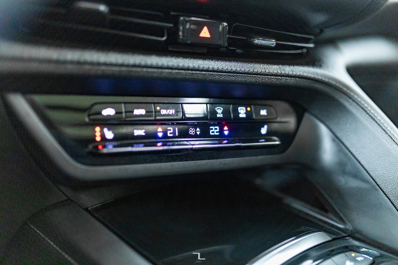 2022 Buick Envision AWD ST Essence Leather Roof Nav BCam Red Deer AB