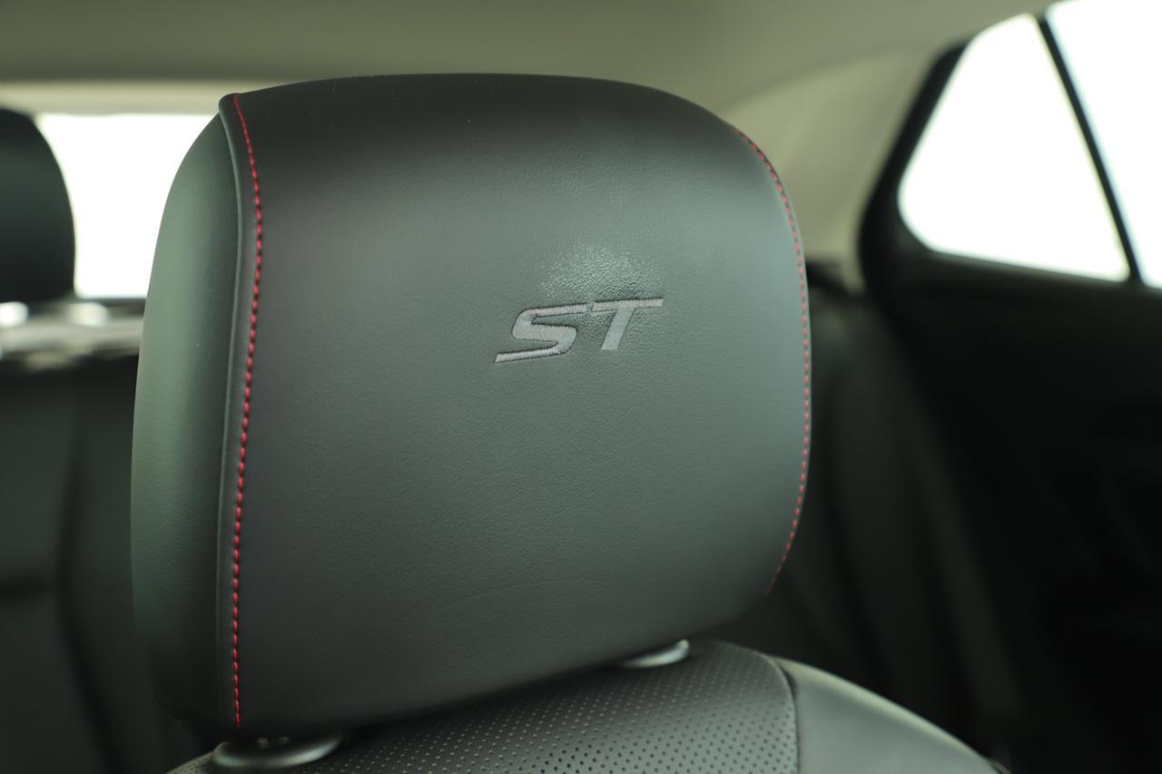 2022 Buick Envision Essence - Photo 21