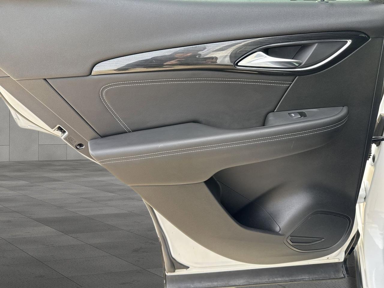 2022 Buick Envision Essence San Antonio TX