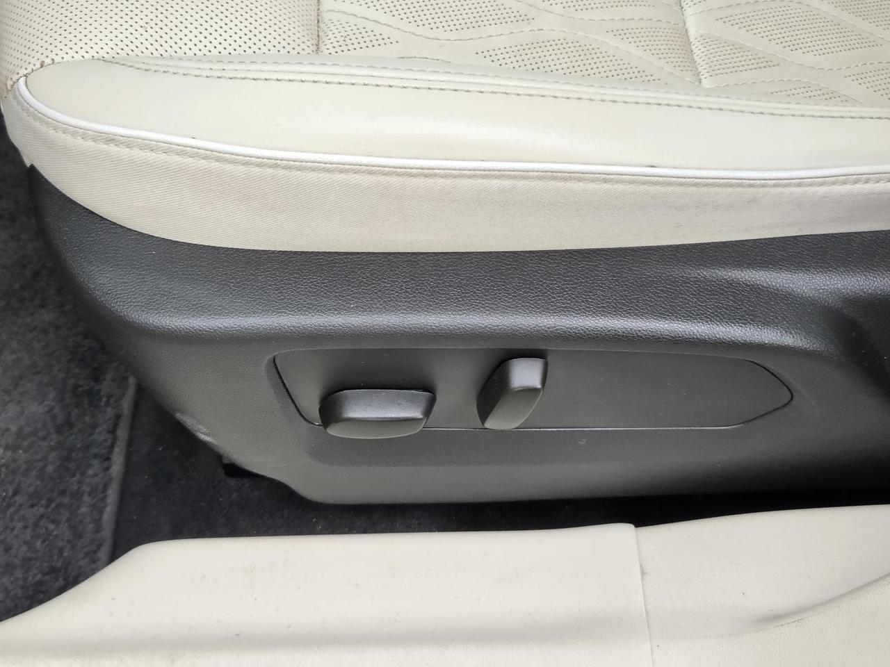 2022 Buick Envision FWD 4dr Avenir Beeville TX