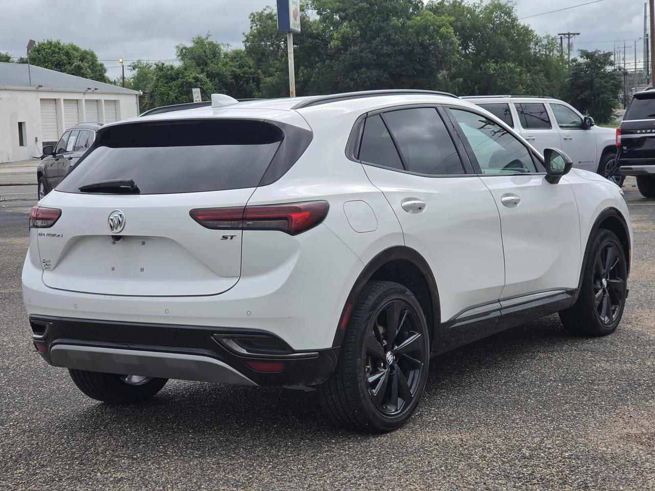 2022 Buick Envision FWD 4dr Essence
