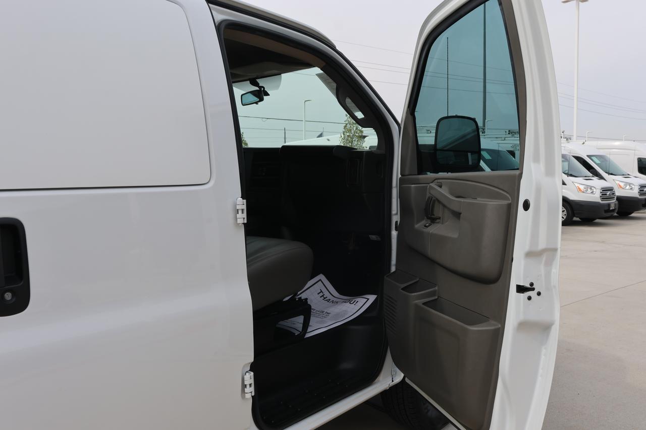 2022 CHEVROLET EXPRESS G2500 Houston TX
