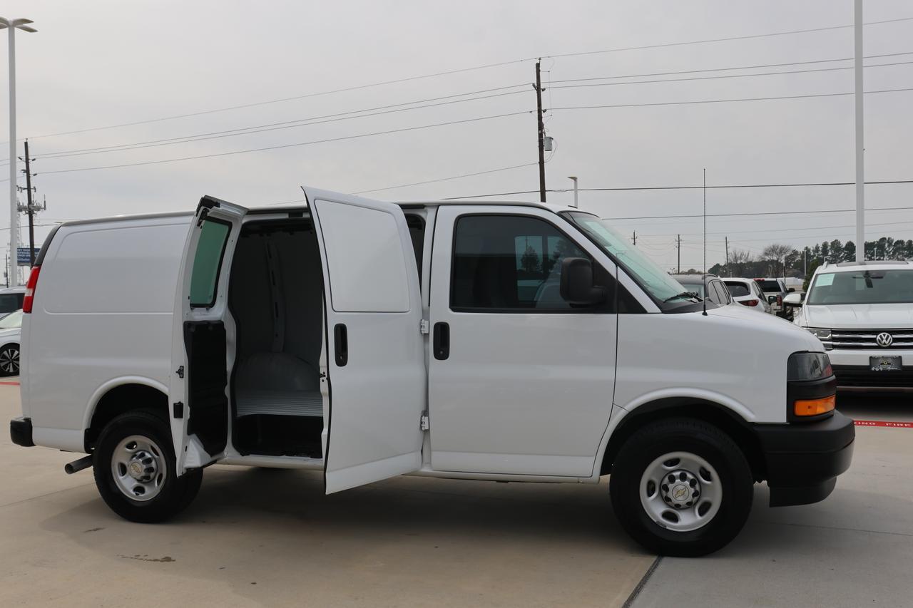 2022 CHEVROLET EXPRESS G2500 Houston TX