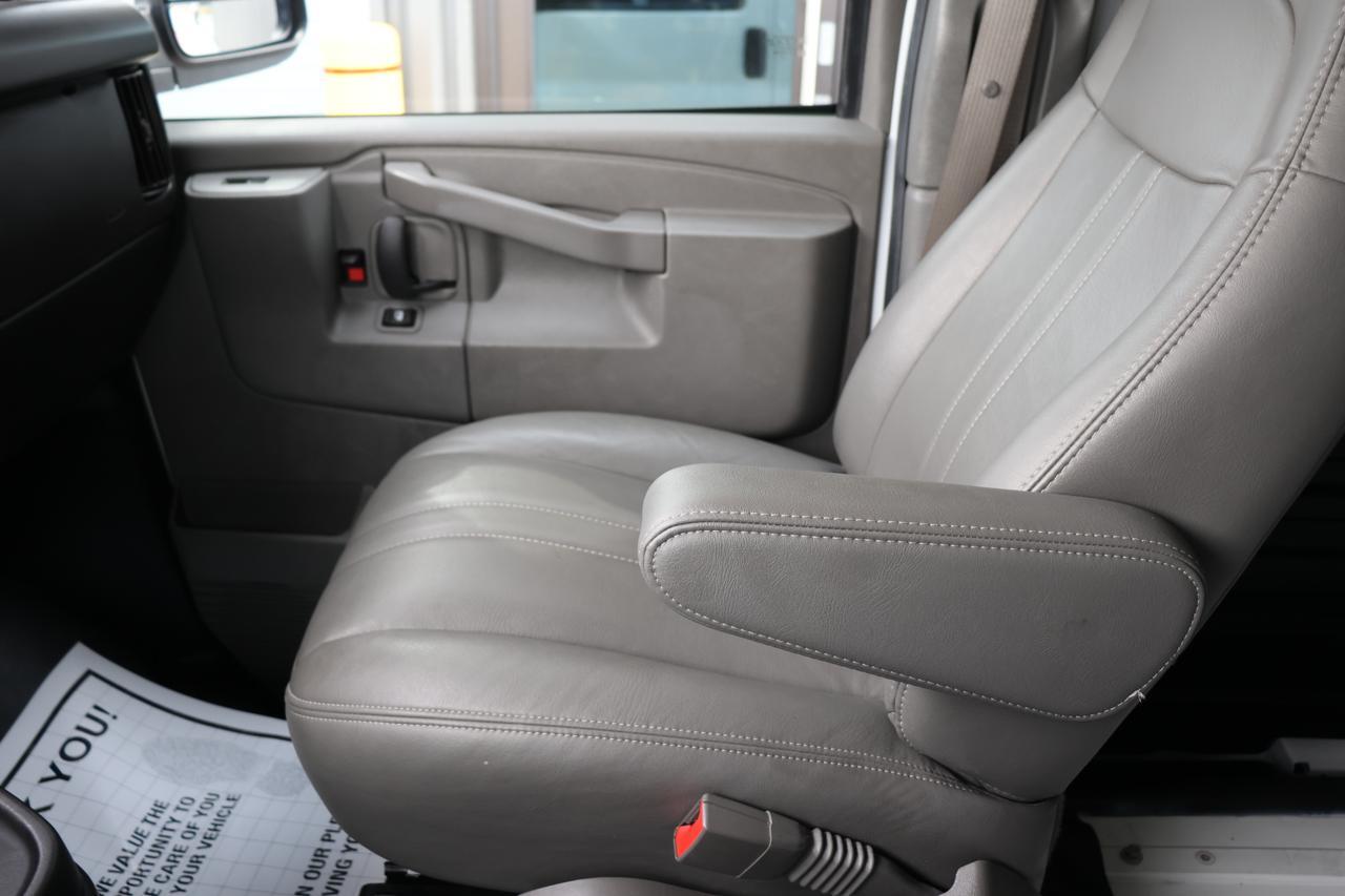 2022 CHEVROLET EXPRESS G2500 Houston TX