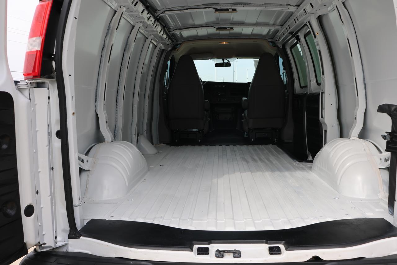 2022 CHEVROLET EXPRESS G2500 Houston TX