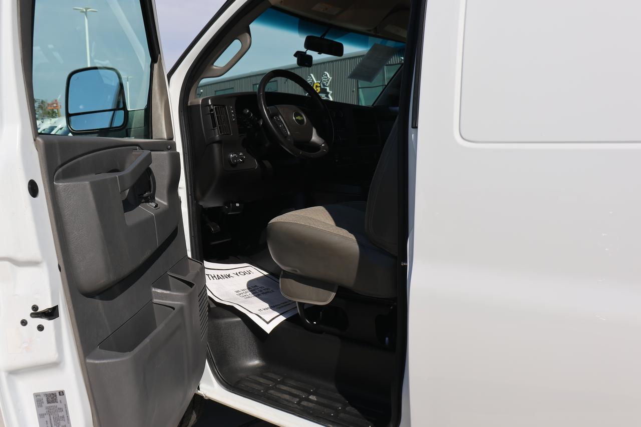 2022 CHEVROLET EXPRESS G2500 Houston TX
