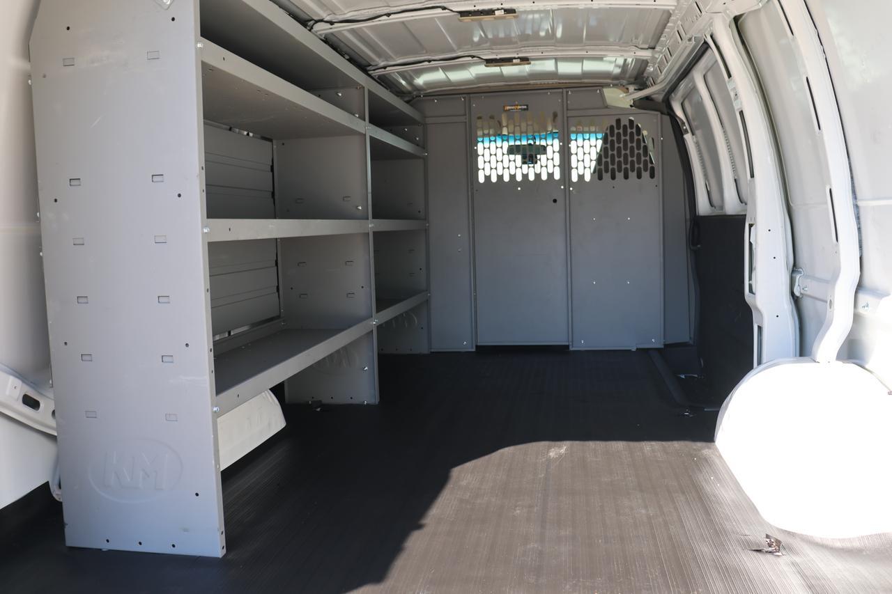 2022 CHEVROLET EXPRESS G2500 Houston TX