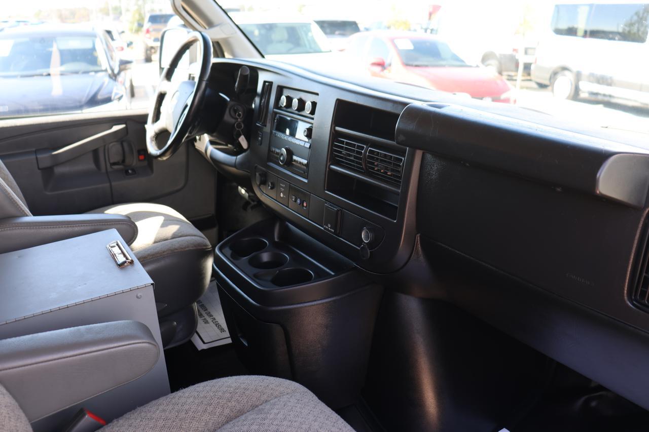 2022 CHEVROLET EXPRESS G2500 Houston TX