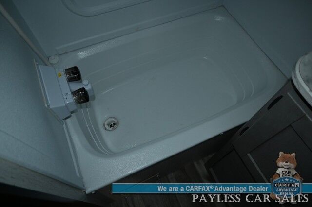 2022 COLEMAN Lantern 295QB Sleeps 8 Anchorage AK