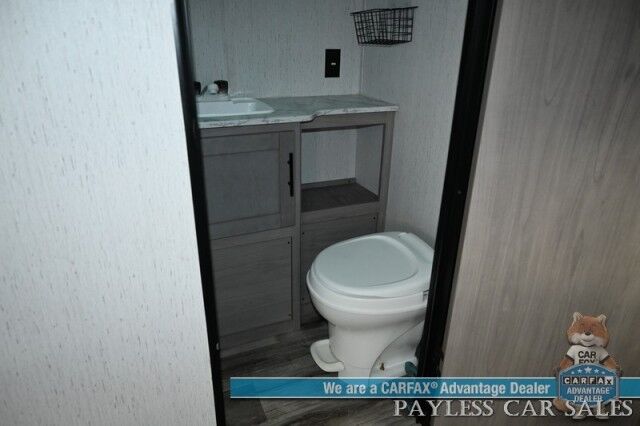 2022 COLEMAN Lantern 295QB Sleeps 8 Anchorage AK
