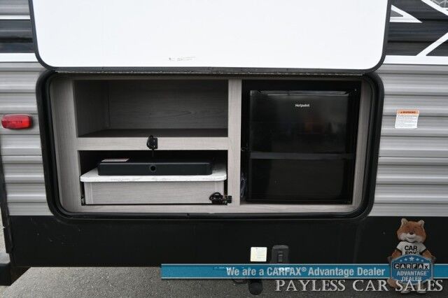 2022 COLEMAN Lantern 295QB Sleeps 8 Anchorage AK