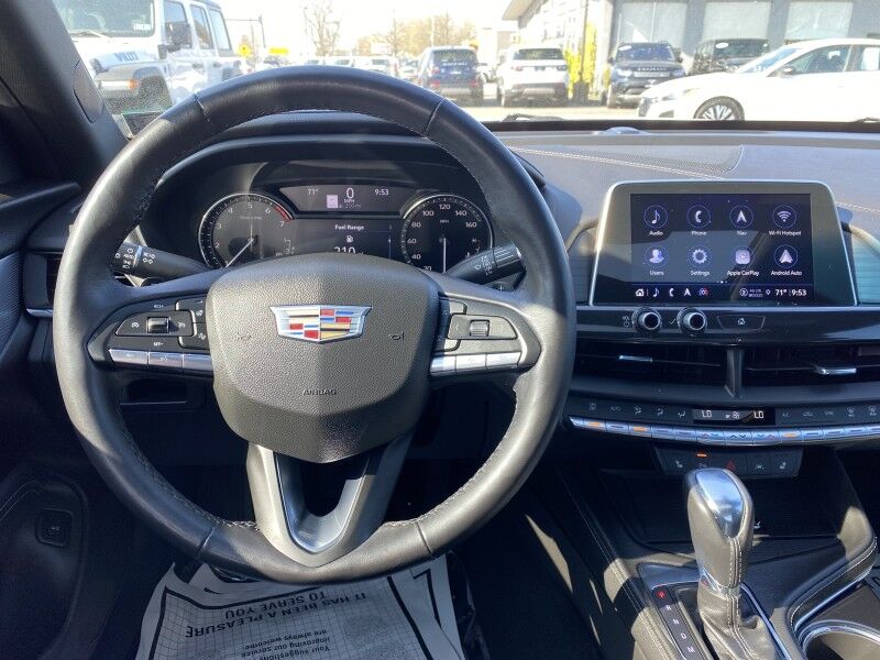 2022 Cadillac CT4 Luxury