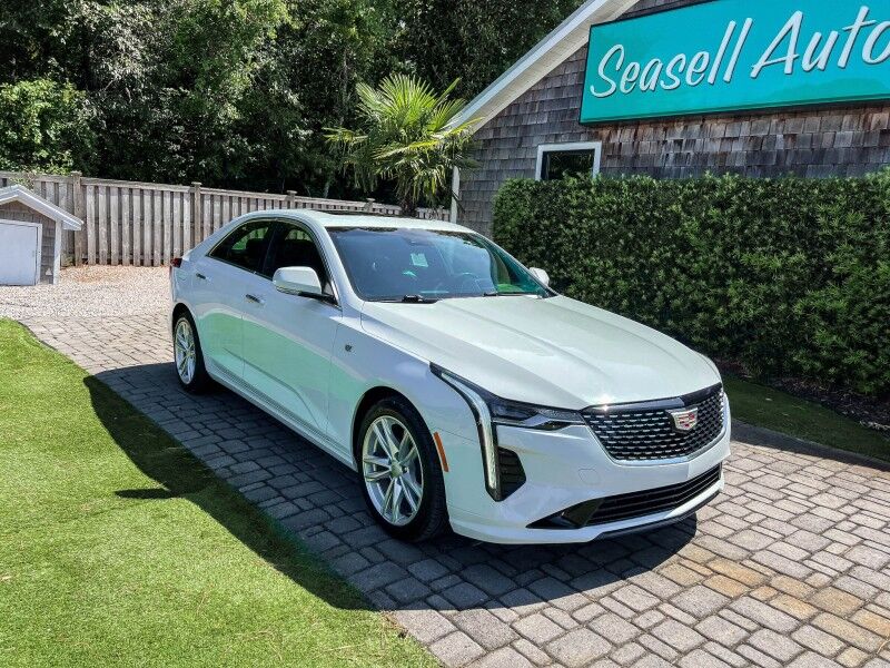 2022 Cadillac CT4 Luxury