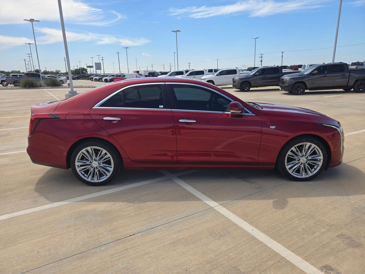 2022 Cadillac CT4 Premium Luxury
