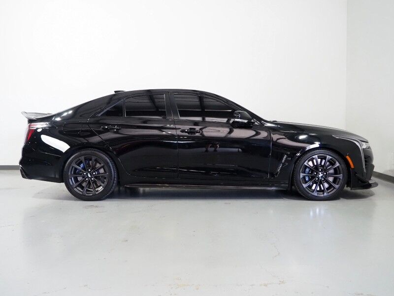 2022 Cadillac CT4-V Blackwing *HEADS-UP DISPLAY, NAVIGATION, ADAPTIVE CRUISE, SAFETY ALERTS, COLOR TOUCHSCREEN, MOONROOF, LEATHER, CLIMATE/MASSAGE SEATS, HEATED STEERING, REMOTE START, PERFORMANCE DATA RECORDER, AKG AUDIO, WIRELESS CHARGING Round Rock TX