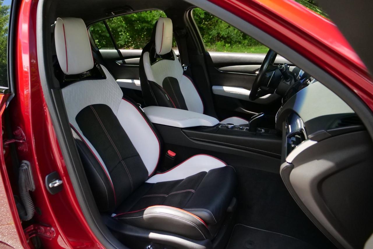 2022 Cadillac CT5-V Blackwing / Carbon Fiber Packages / Supercharged V8! Lincolnton NC