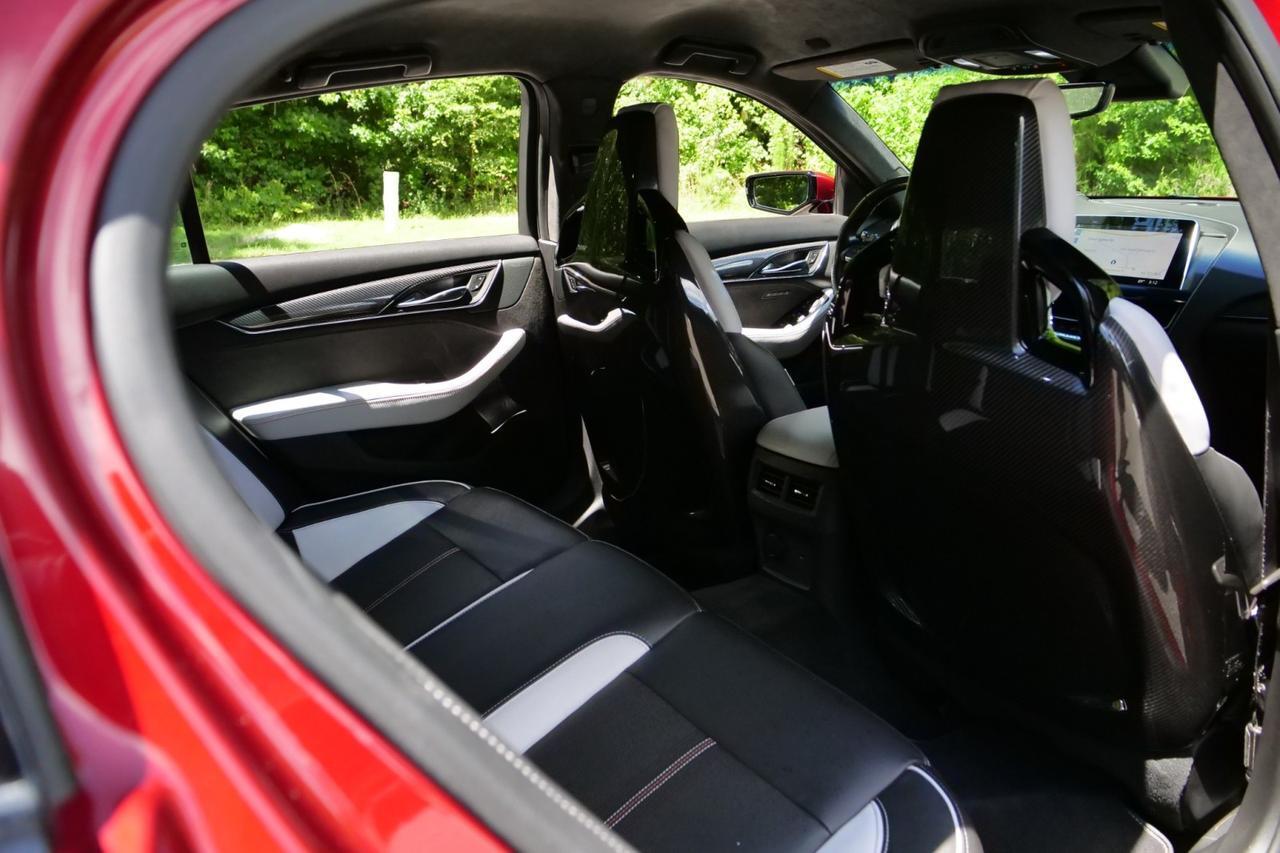 2022 Cadillac CT5-V Blackwing / Carbon Fiber Packages / Supercharged V8! Lincolnton NC
