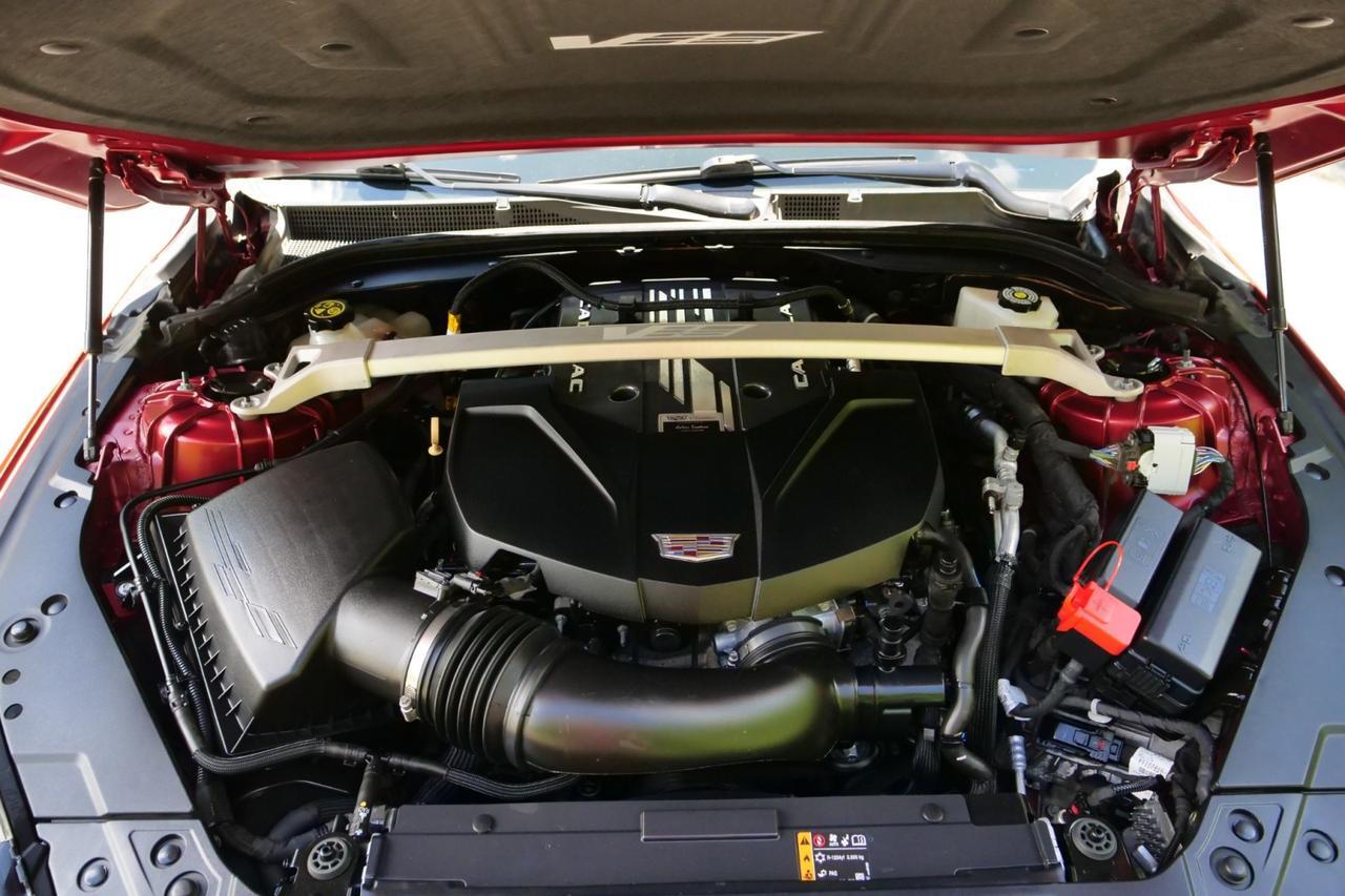 2022 Cadillac CT5-V Blackwing / Carbon Fiber Packages / Supercharged V8! Lincolnton NC
