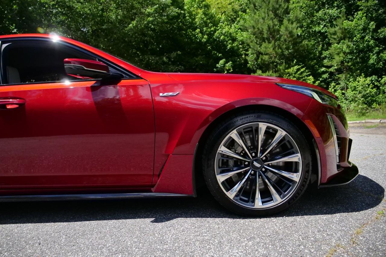 2022 Cadillac CT5-V Blackwing / Carbon Fiber Packages / Supercharged V8! Lincolnton NC