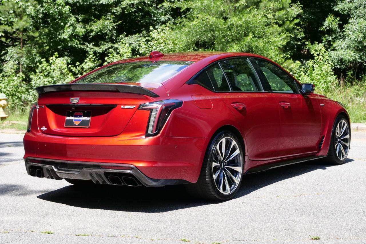 2022 Cadillac CT5-V Blackwing / Carbon Fiber Packages / Supercharged V8! Lincolnton NC