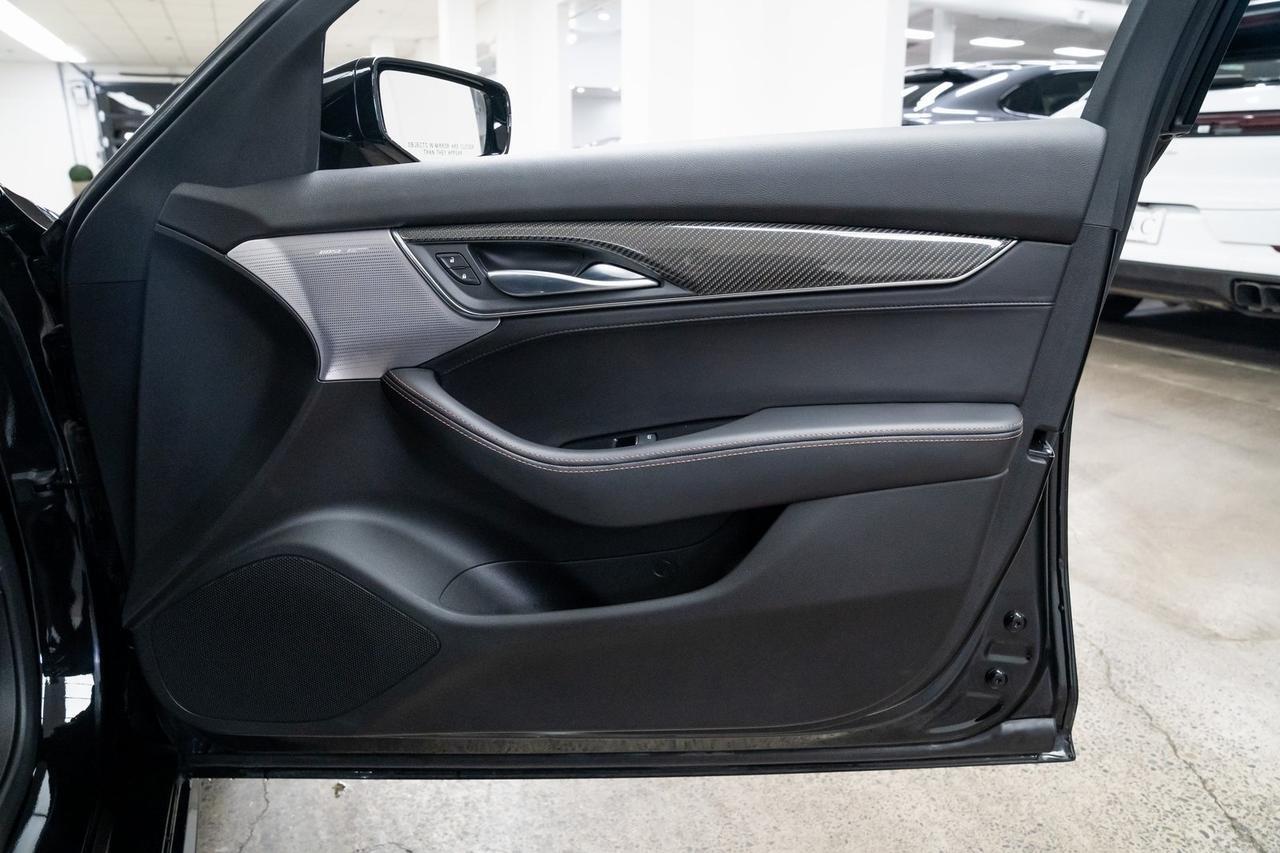 2022 Cadillac CT5 V-Series 1SF Onyx Package Dual Pane Sunroof Portland OR