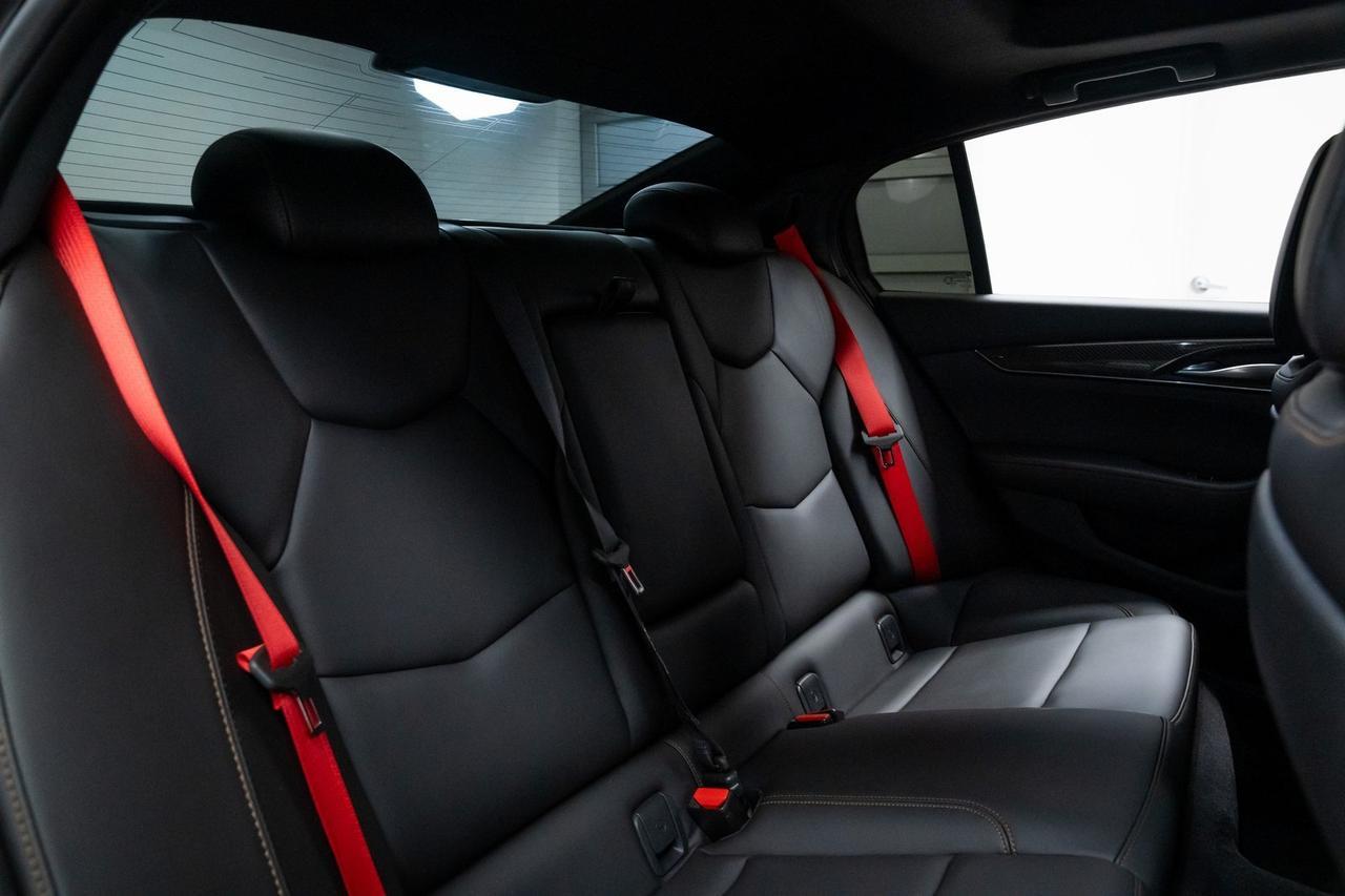 2022 Cadillac CT5 V-Series 1SF Onyx Package Dual Pane Sunroof Portland OR