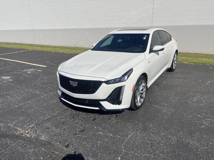 2022 Cadillac CT5-V V-AWD ColdWxPkg w/AdptvCrz Sunroof HeatedMemoryLthr MagneticRideControl HD-RearCamera Milwaukee WI