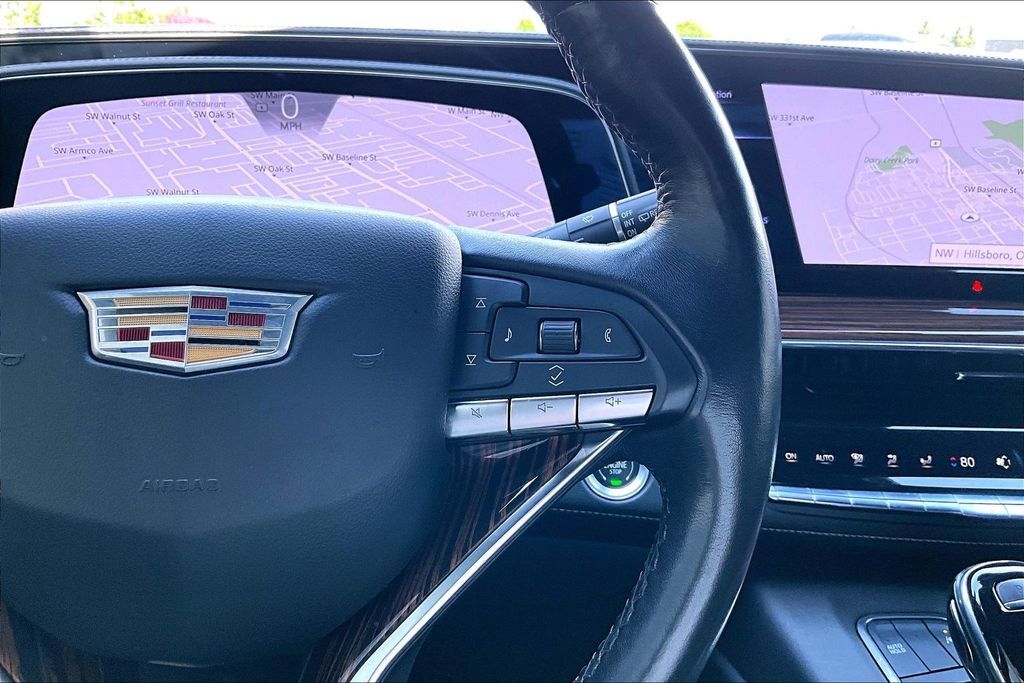 2022 Cadillac Escalade ESV Luxury OR