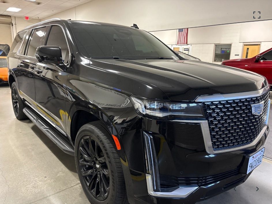 2022 Cadillac Escalade ESV Luxury