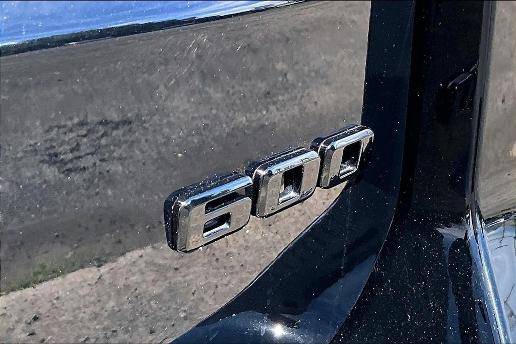 2022 Cadillac Escalade ESV Luxury OR