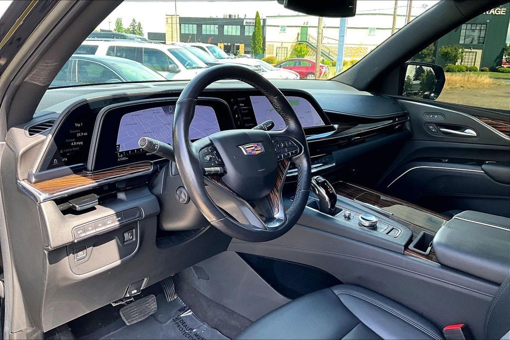2022 Cadillac Escalade ESV Luxury OR