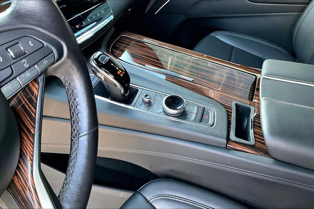2022 Cadillac Escalade ESV Luxury OR