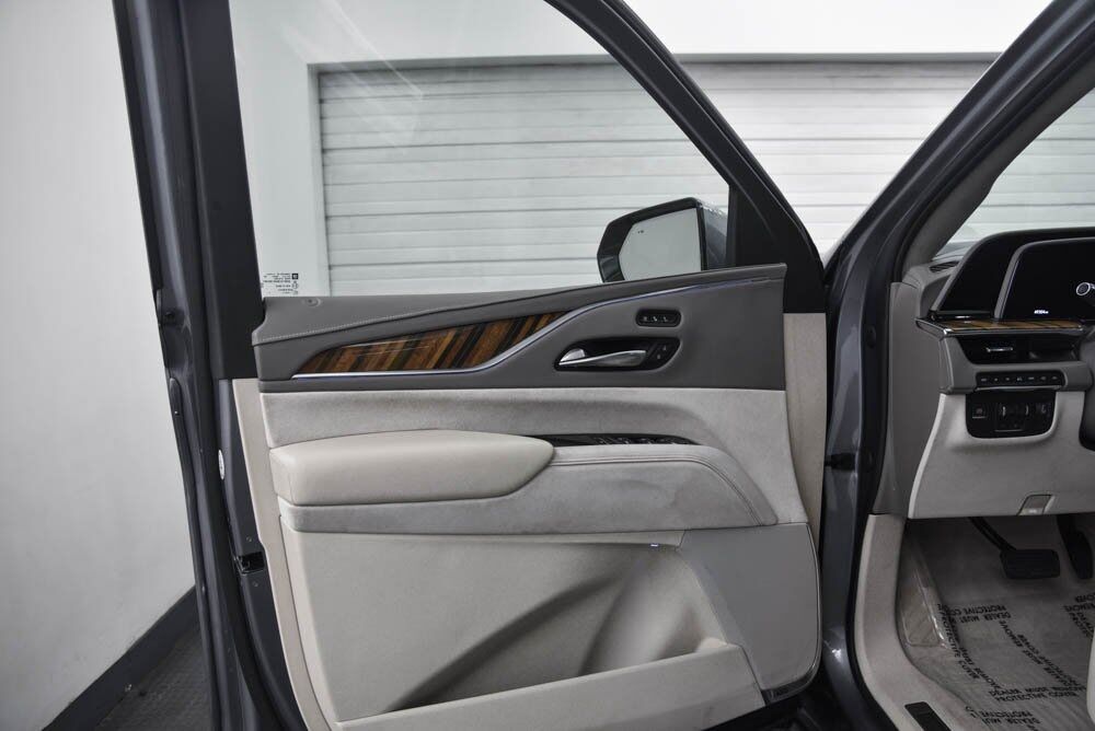 2022 Cadillac Escalade ESV Premium Luxury Platinum AKRON OH