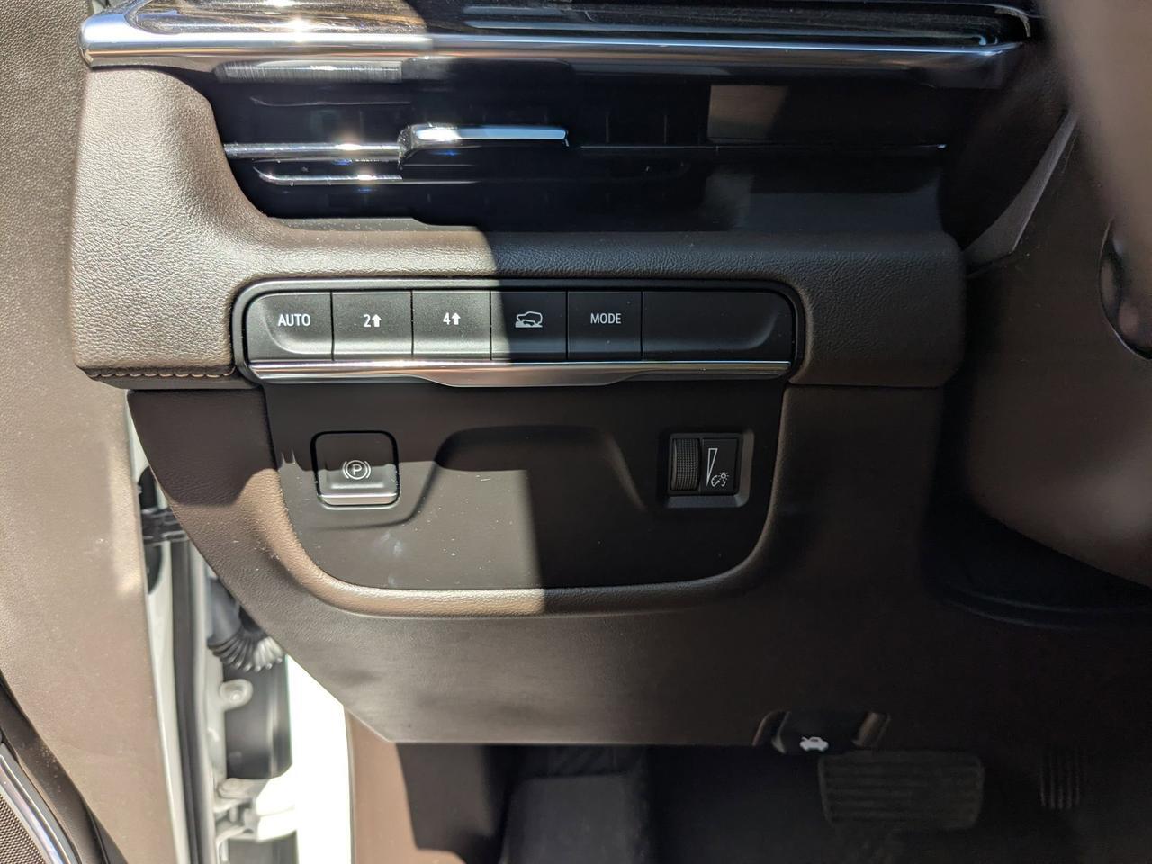 2022 Cadillac Escalade ESV Premium Luxury