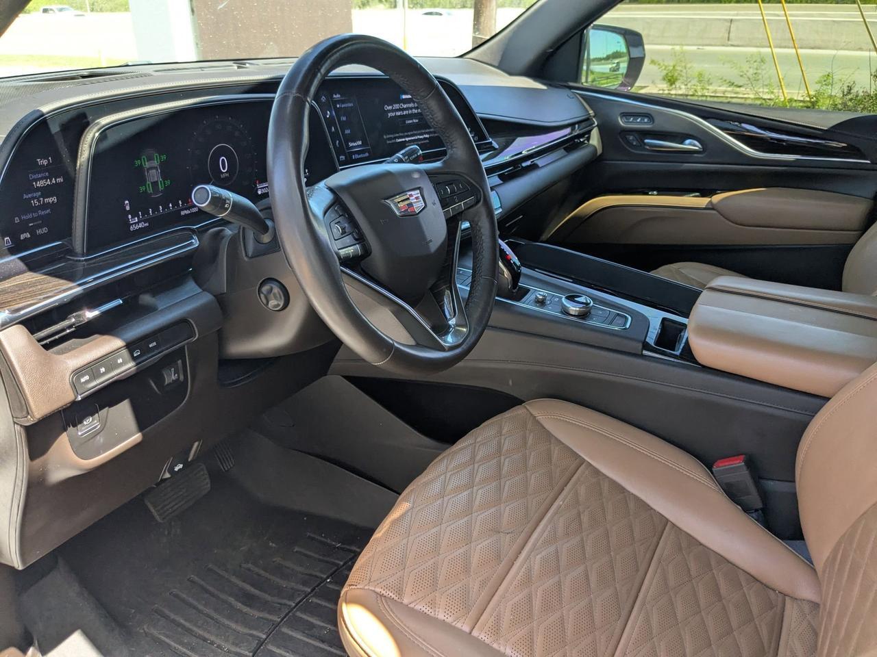 2022 Cadillac Escalade ESV Premium Luxury