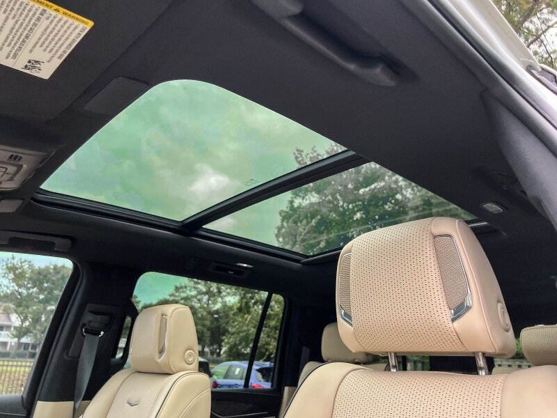 2022 Cadillac Escalade ESV Premium Luxury Wilmington NC