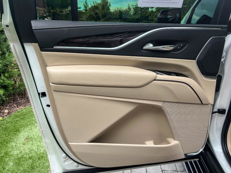 2022 Cadillac Escalade ESV Premium Luxury Wilmington NC