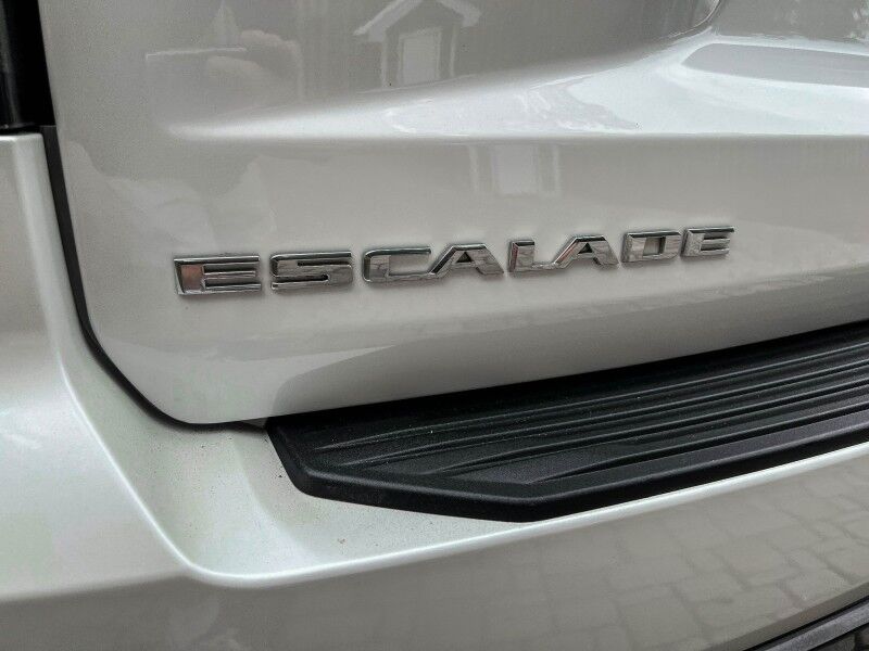 2022 Cadillac Escalade ESV Premium Luxury Wilmington NC