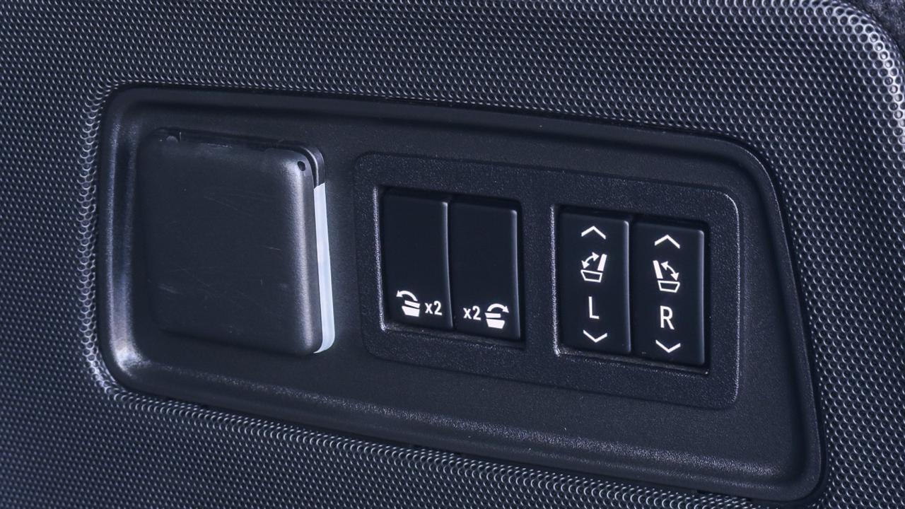 2022 Cadillac Escalade ESV Sport Platinum 4WD Tallmadge OH