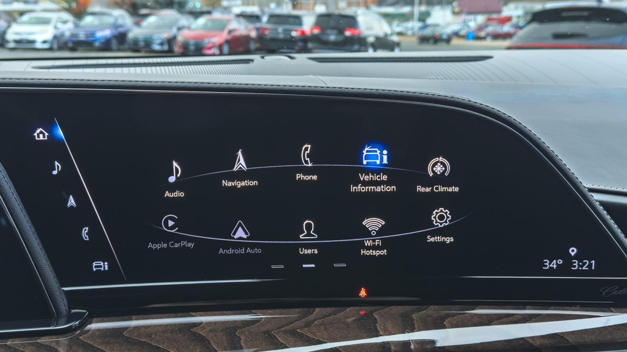 2022 Cadillac Escalade ESV Sport Platinum 4WD Tallmadge OH