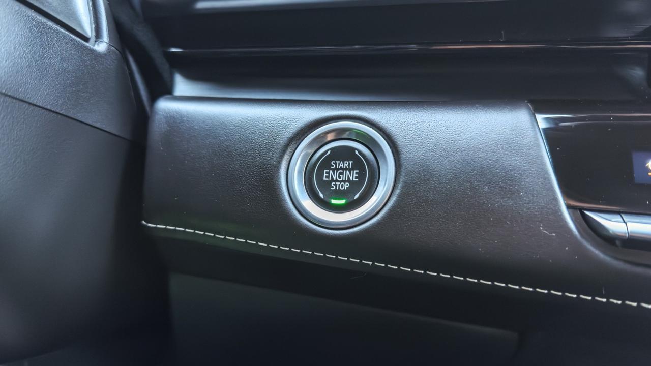 2022 Cadillac Escalade ESV Sport Platinum 4WD Tallmadge OH