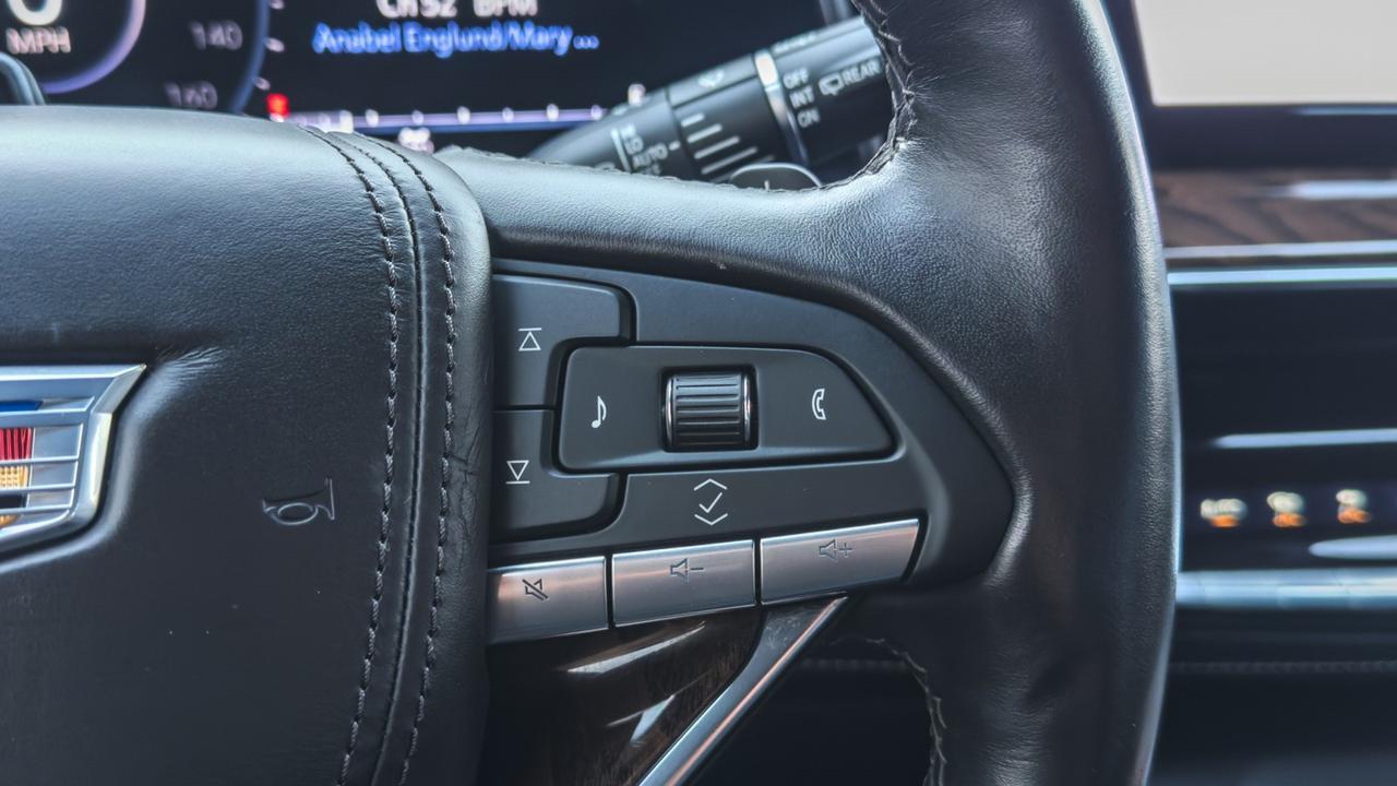 2022 Cadillac Escalade ESV Sport Platinum 4WD Tallmadge OH