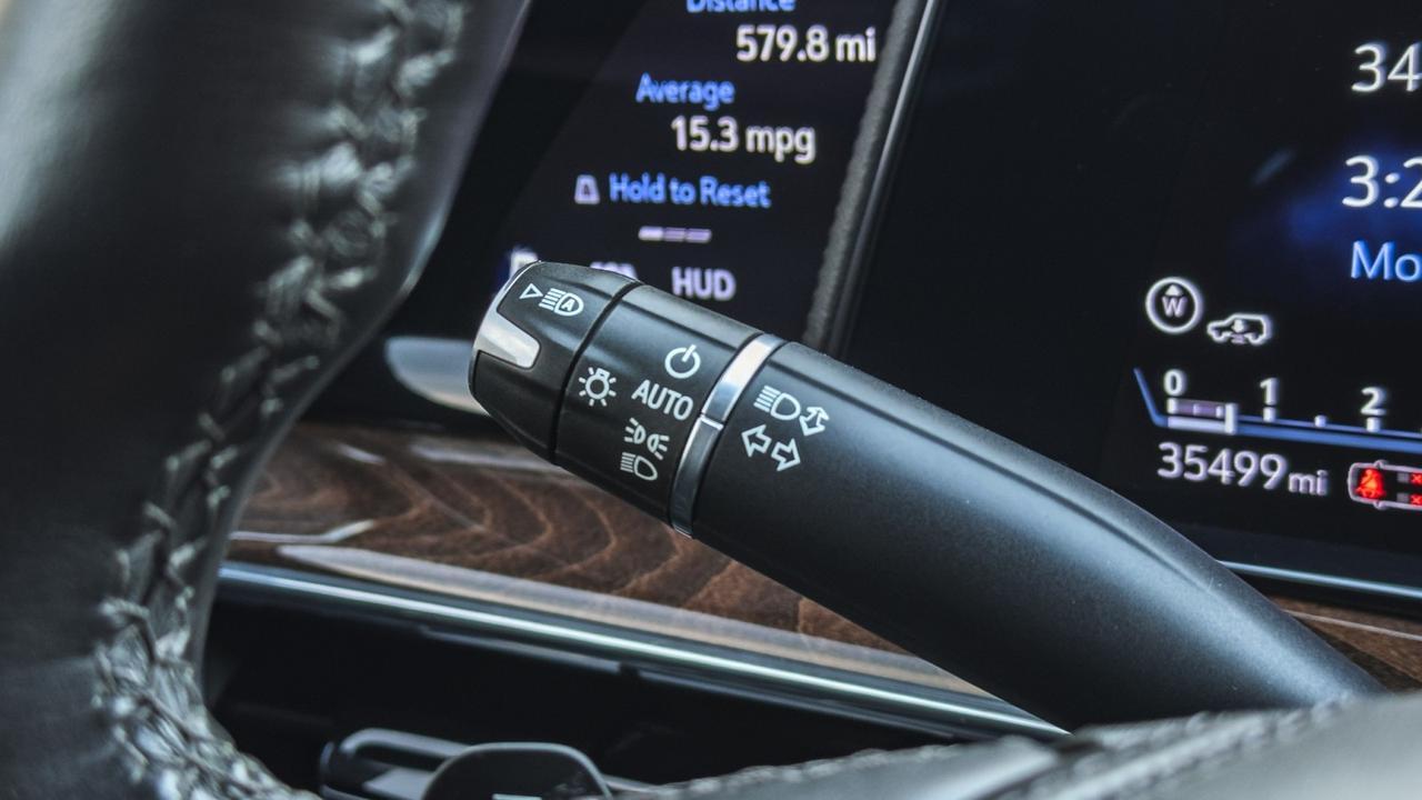 2022 Cadillac Escalade ESV Sport Platinum 4WD Tallmadge OH