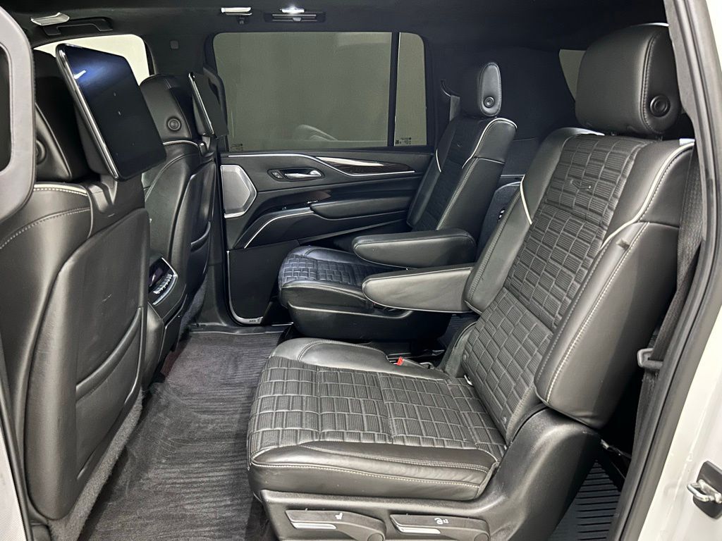 2022 Cadillac Escalade ESV Sport Platinum Portland OR