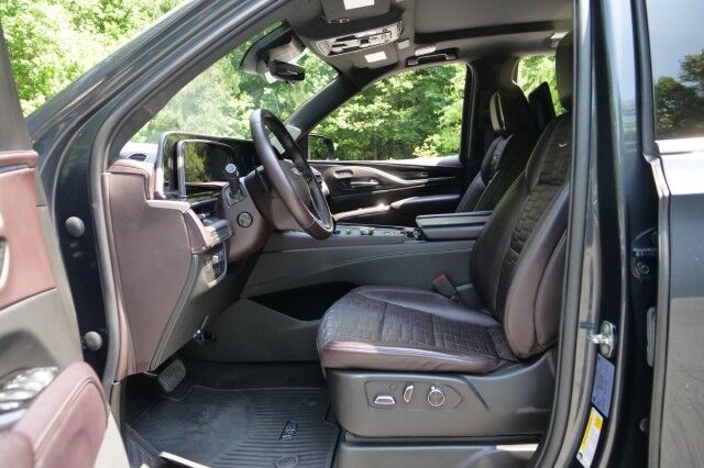 2022 Cadillac Escalade Premium Luxury Platinum / Rear Entertainment /! High Point NC